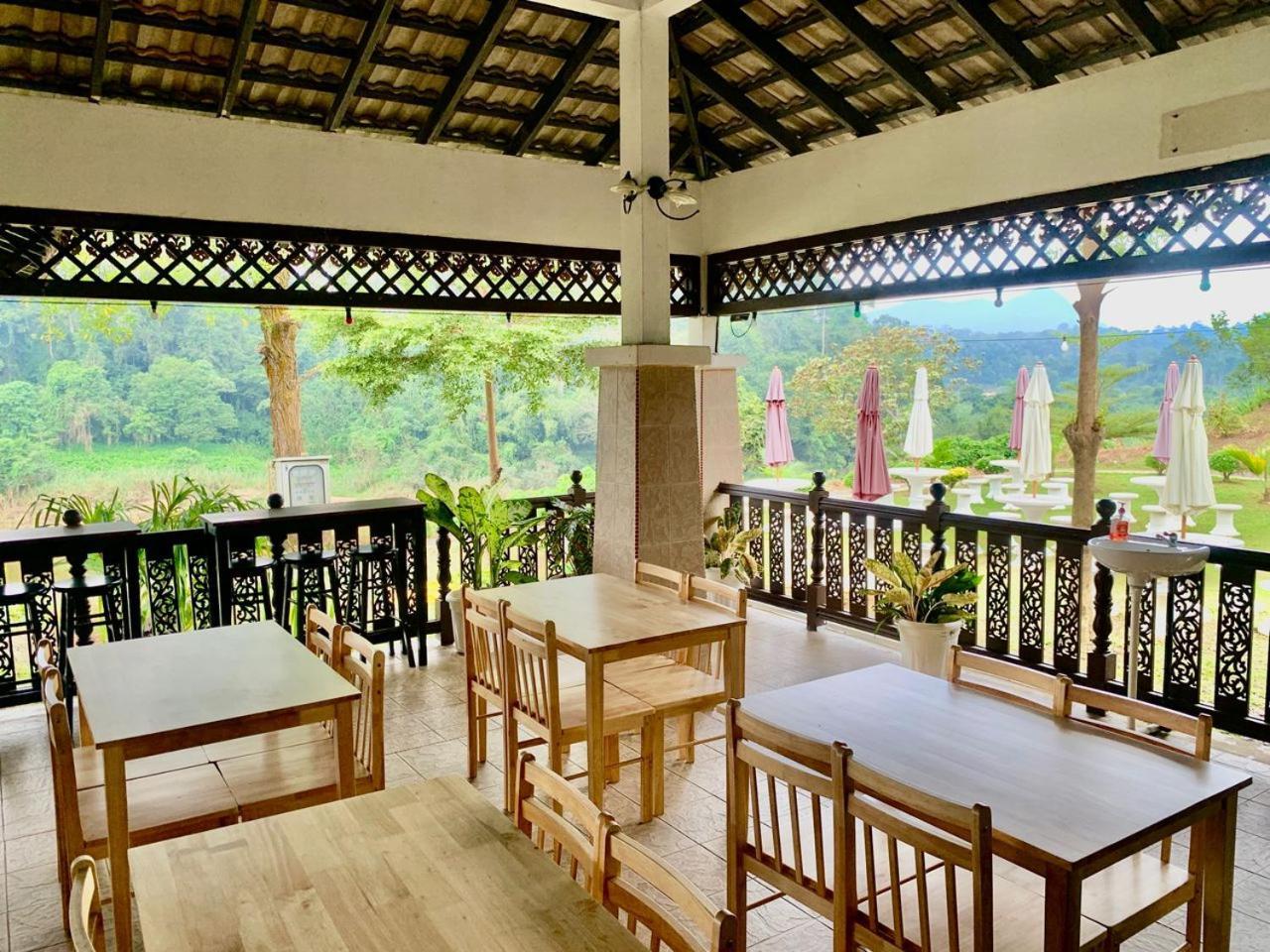 Asiacamp Taman Negara Resort Kuala Tahan Extérieur photo